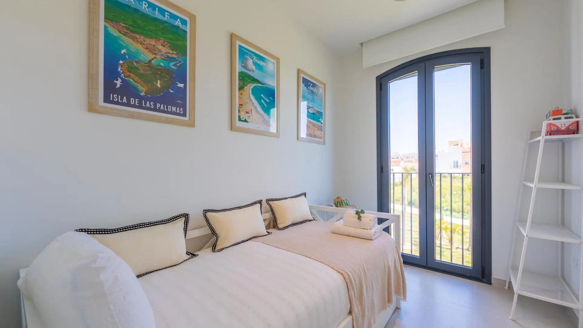 Comfort, Space, Terraces & Great Views Tarifa Spain