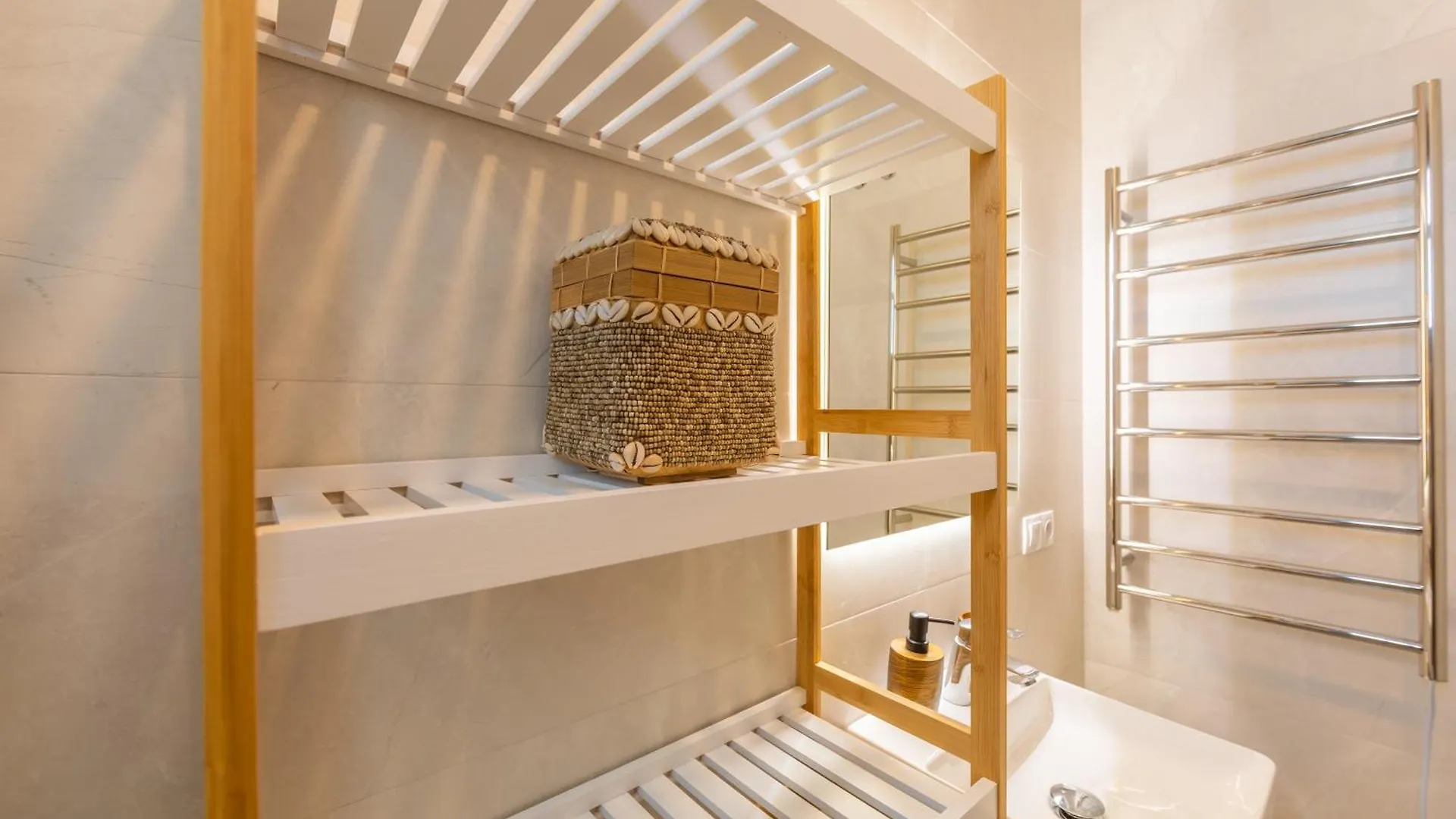Comfort, Space, Terraces & Great Views Tarifa Apartment