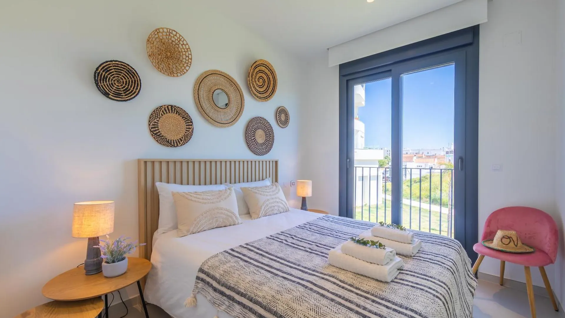 Comfort, Space, Terraces & Great Views Tarifa Apartment