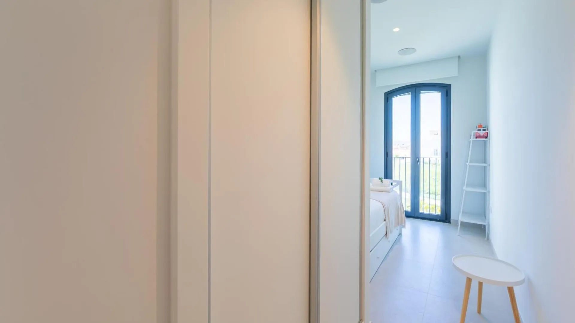 Comfort, Space, Terraces & Great Views Tarifa Apartment