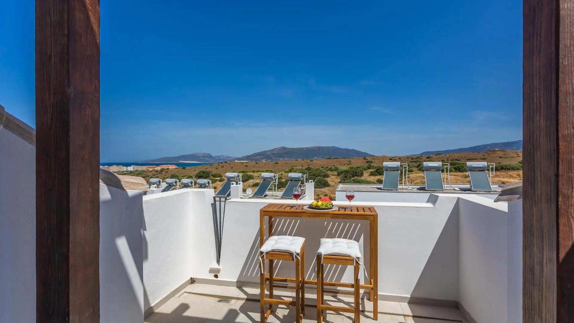 Comfort, Space, Terraces & Great Views Tarifa Apartment