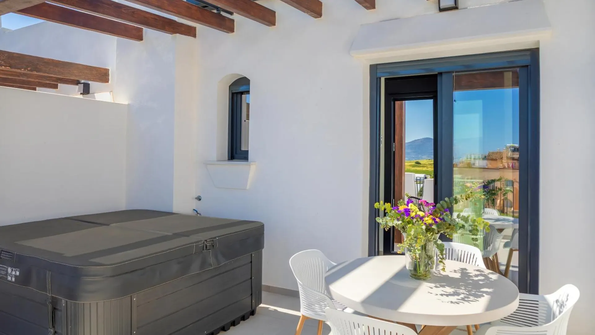 Comfort, Space, Terraces & Great Views Tarifa