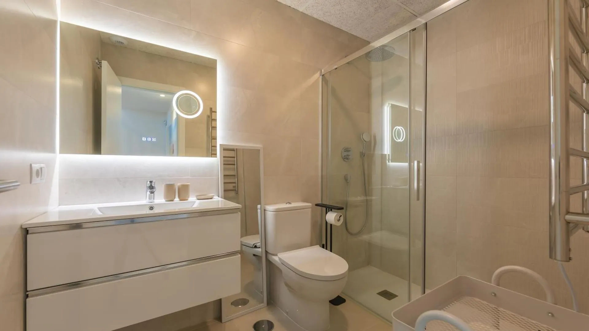 Comfort, Space, Terraces & Great Views Tarifa Apartment